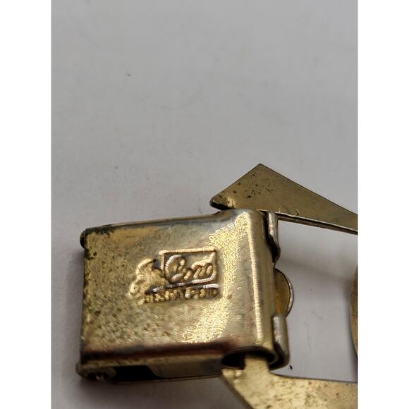 Vintage Coro Gold Tone Buckle Link Bracelet DES PAT PEND 1950s Chain Style - Picture 9 of 9